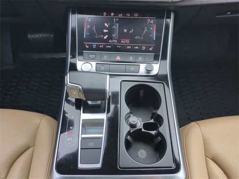 Used 2020 Audi Q7 3.0T Premium Plus w/ Premium Plus Package image 19