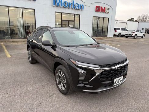 New 2026 Chevrolet Trax LT w/ LT Convenience Package image 8