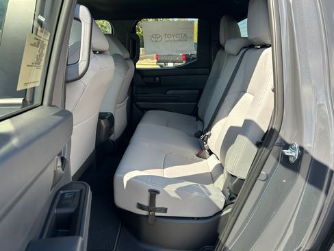 New 2025 Toyota Tacoma SR5 image 18