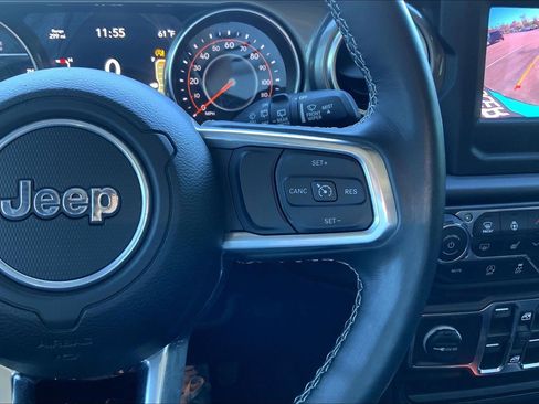 Certified 2021 Jeep Wrangler Unlimited Sahara w/ Cold Weather Group image 22