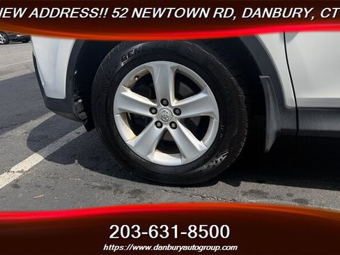 Used 2013 Toyota RAV4 XLE AWD/4WD image 7