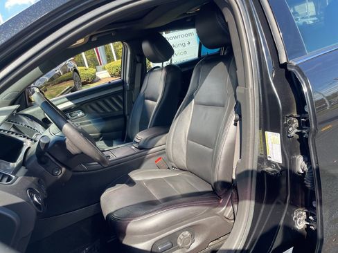 Used 2015 Ford Taurus SEL w/ Equipment Group 201A image 15