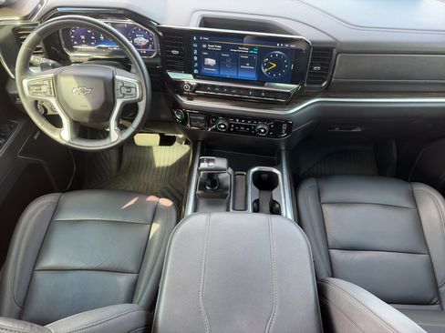 Certified 2025 Chevrolet Silverado 1500 RST AWD/4WD image 28