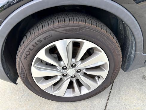 Used 2020 Buick Encore Preferred w/ Safety Package image 10