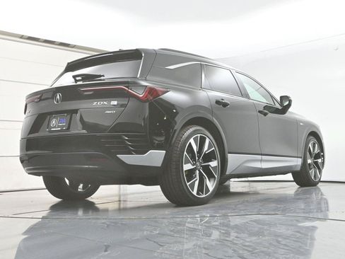 Certified 2024 Acura ZDX Type S AWD/4WD image 34