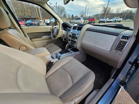 Used 2009 Mercury Mariner Premier image 18