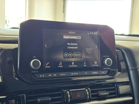 Used 2025 Nissan Pathfinder SV AWD/4WD image 28