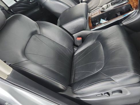 Used 2016 INFINITI QX80 4WD w/ Deluxe Technology Package image 32