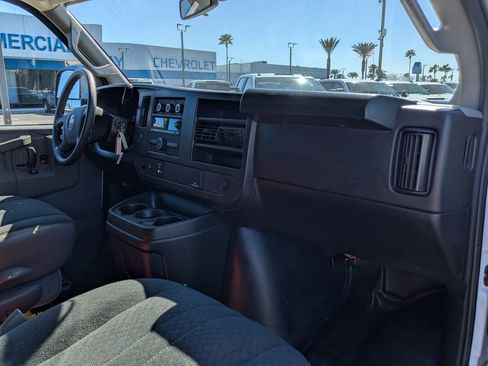 Used 2024 GMC Savana 2500 w/ Driver Convenience Package RWD image 16