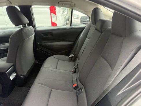 Used 2025 Toyota Corolla LE image 14