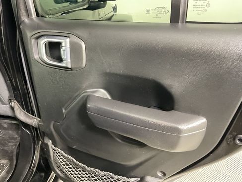 Used 2022 Jeep Wrangler Unlimited Sport AWD/4WD image 21
