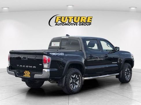 Certified 2023 Toyota Tacoma TRD Off-Road image 5