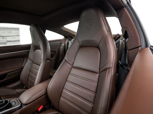 New 2026 Porsche 911 Carrera 4S image 18