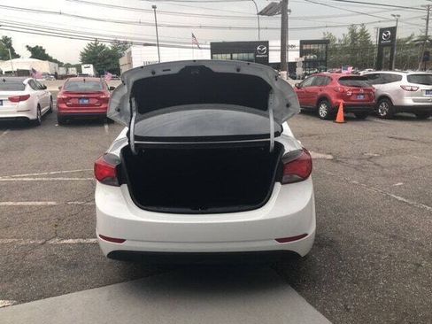 Used 2014 Hyundai Elantra SE FWD image 9