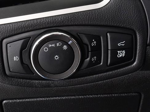 Used 2024 Ford Edge SEL w/ Convenience Package image 32