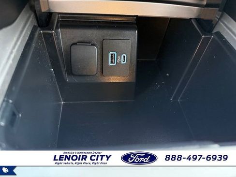 Used 2023 Ford Explorer XLT w/ Equipment Group 202A image 27