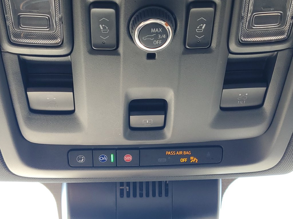 Used 2023 Chevrolet Tahoe RST w/ Luxury Package AWD/4WD image 21