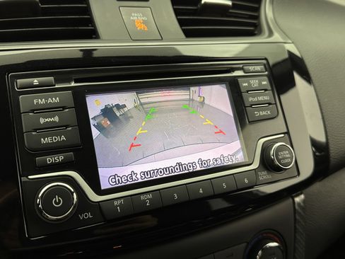 Used 2017 Nissan Sentra NISMO image 16