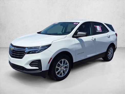 Certified 2023 Chevrolet Equinox LS FWD image 4