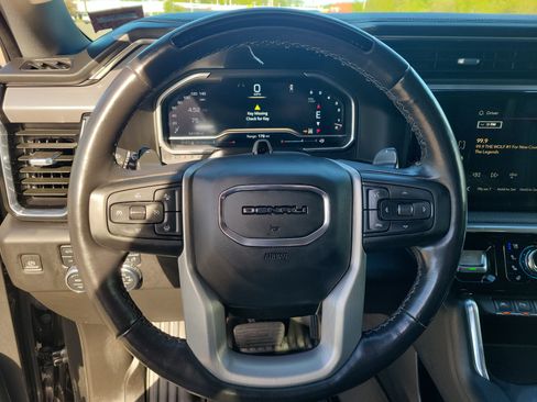 Used 2023 GMC Sierra 1500 Denali AWD/4WD image 21
