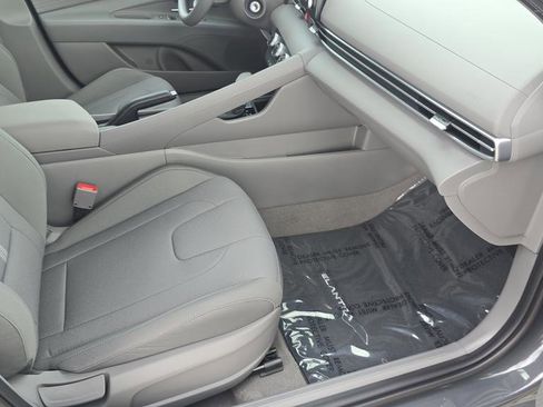 New 2026 Hyundai Elantra SE FWD image 13