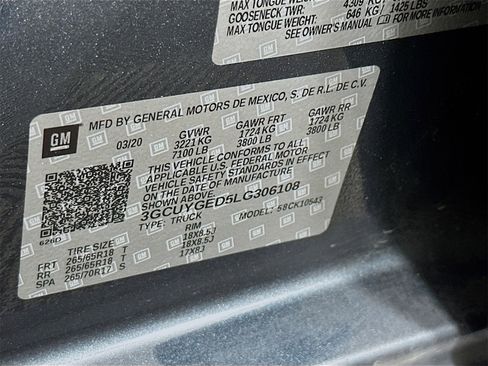 Used 2020 Chevrolet Silverado 1500 LTZ image 32