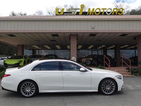 Used 2023 Mercedes-Benz S 580 4MATIC Sedan image 2