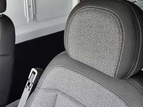 Used 2025 RAM ProMaster 2500 w/ Convenience Group image 15