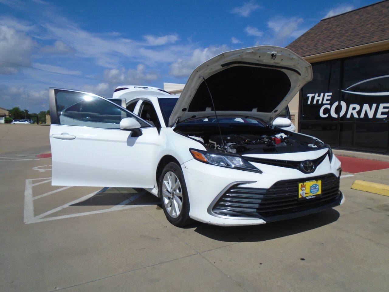 Used 2023 Toyota Camry LE FWD image 20