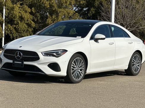 Used 2025 Mercedes-Benz CLA 250 CLA 250 image 8