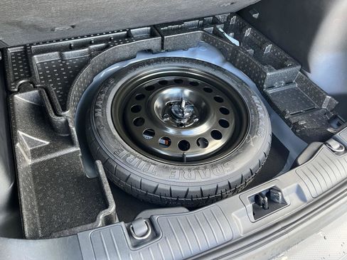 Used 2023 Ford Escape Active image 42