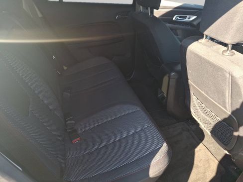 Used 2015 GMC Terrain SLE image 13