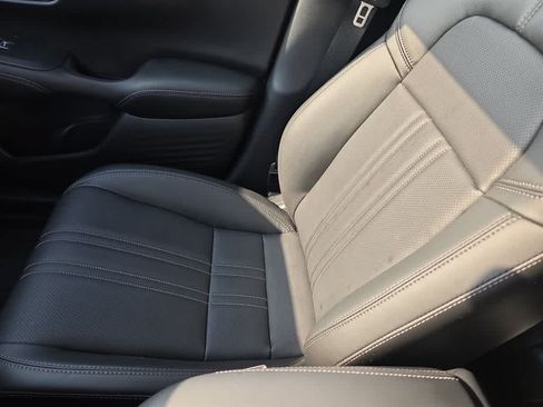 Certified 2025 Honda HR-V EX-L image 26