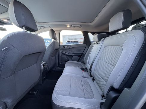 Used 2022 Ford Escape SE w/ Convenience Package image 12