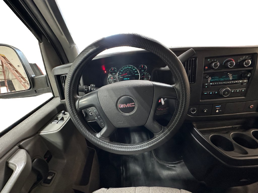 Used 2016 GMC Savana 2500 RWD image 16