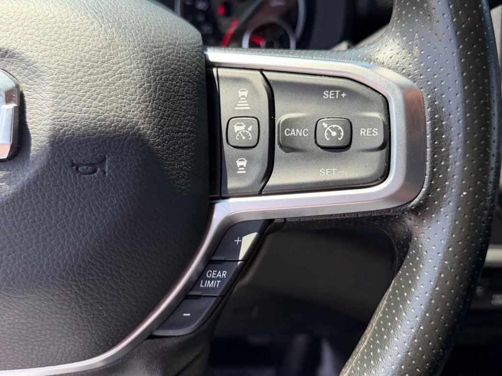 Used 2025 RAM 3500 Tradesman w/ Chrome Appearance Group AWD/4WD image 20