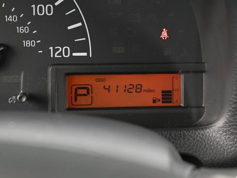 Used 2021 Nissan NV200 S image 23