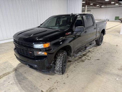 Used 2021 Chevrolet Silverado 1500 Custom Trail Boss w/ Midnight Edition image 33