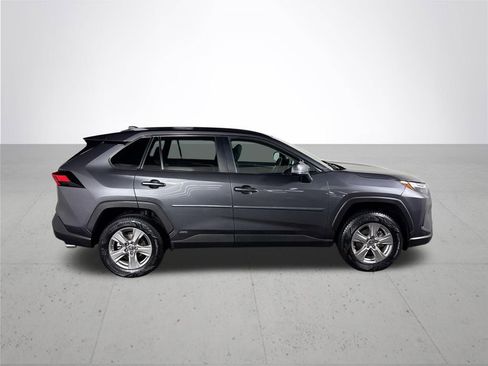 Used 2024 Toyota RAV4 LE image 5