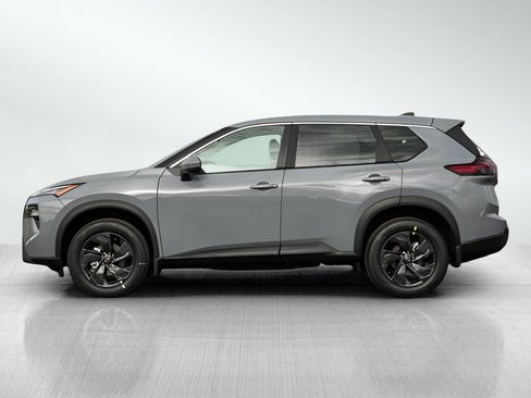 New 2026 Nissan Rogue SV AWD/4WD image 4