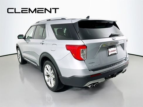 Certified 2021 Ford Explorer Platinum w/ Equipment Group 601A image 10