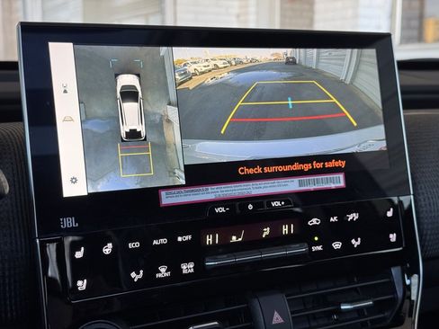 Used 2023 Toyota bZ4X Limited image 27