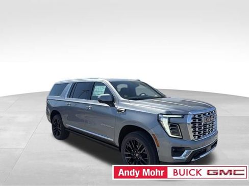 New 2026 GMC Yukon XL Denali w/ Sun & Power Step Package AWD/4WD image 1