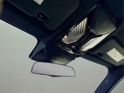 Used 2025 BMW X6 M60i image 20