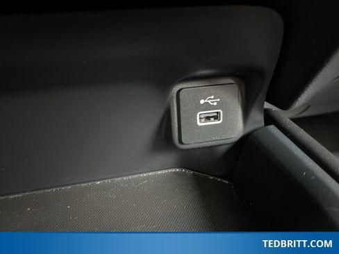 Used 2023 Honda HR-V LX image 32