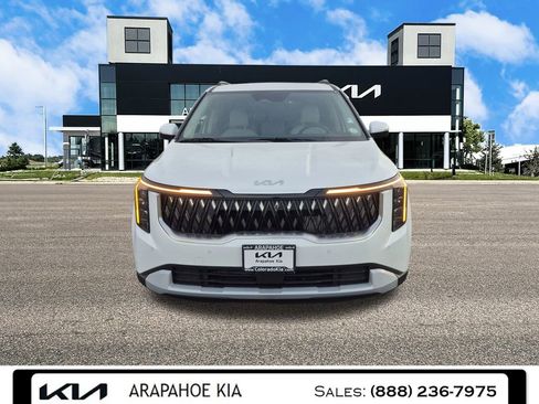 New 2026 Kia Carnival EX image 3