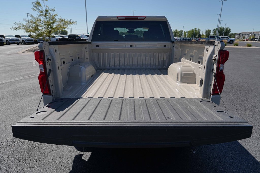 Used 2026 Chevrolet Silverado 1500 RST AWD/4WD image 15