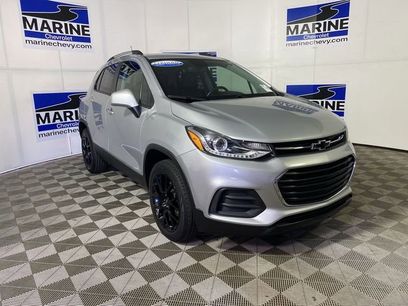 Certified 2022 Chevrolet Trax LT w/ Driver Confidence Package