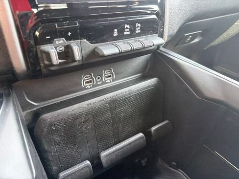 Certified 2025 RAM 1500 Big Horn AWD/4WD image 22