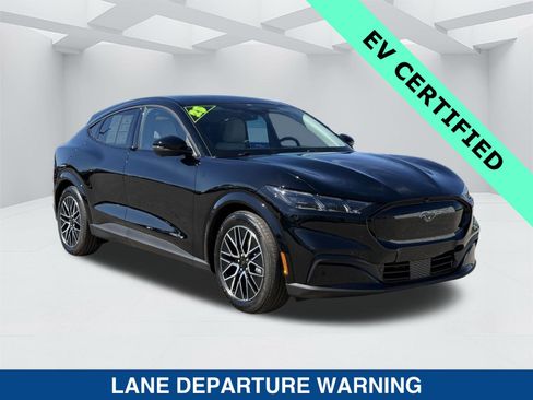 Certified 2025 Ford Mustang Mach-E Premium image 2